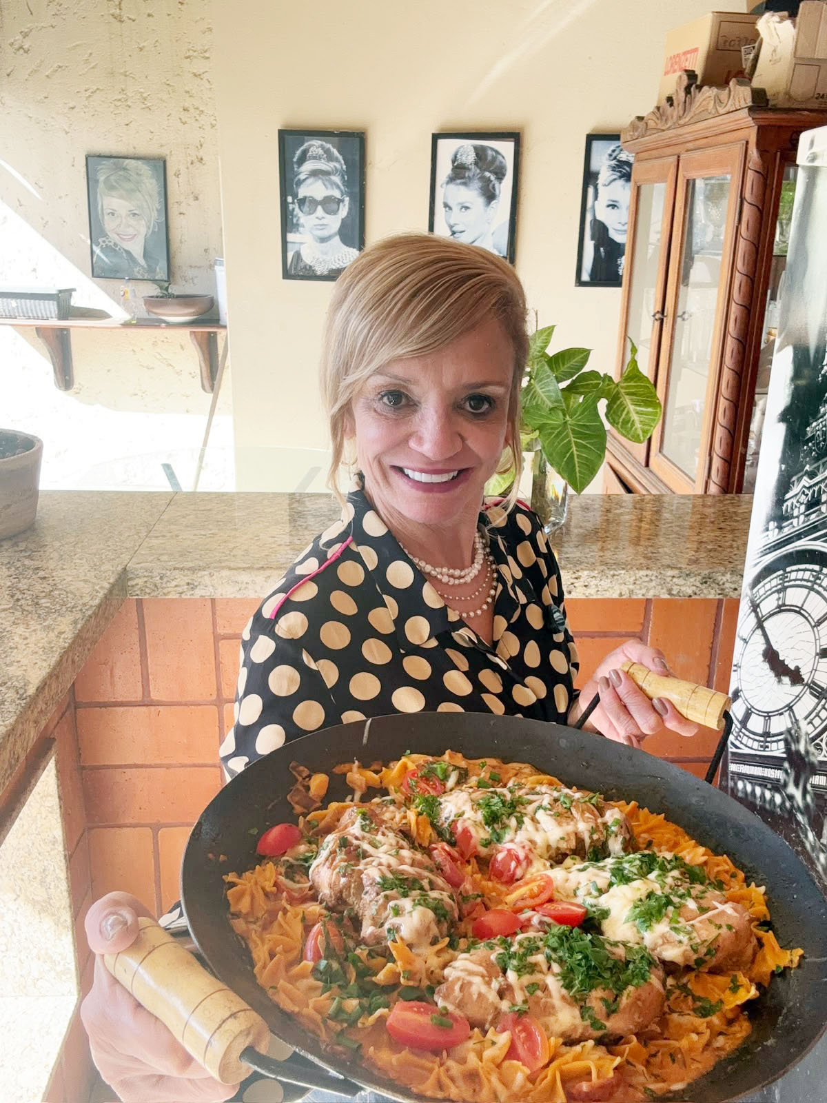 Farfalle Cremoso com Filé de Frango