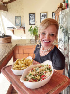 Salada Mediterrânea com Croutons Crocantes