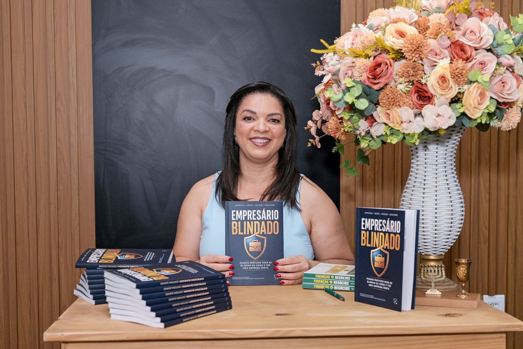 Luciana Rodrigues lança‘‘Empresário Blindado’’