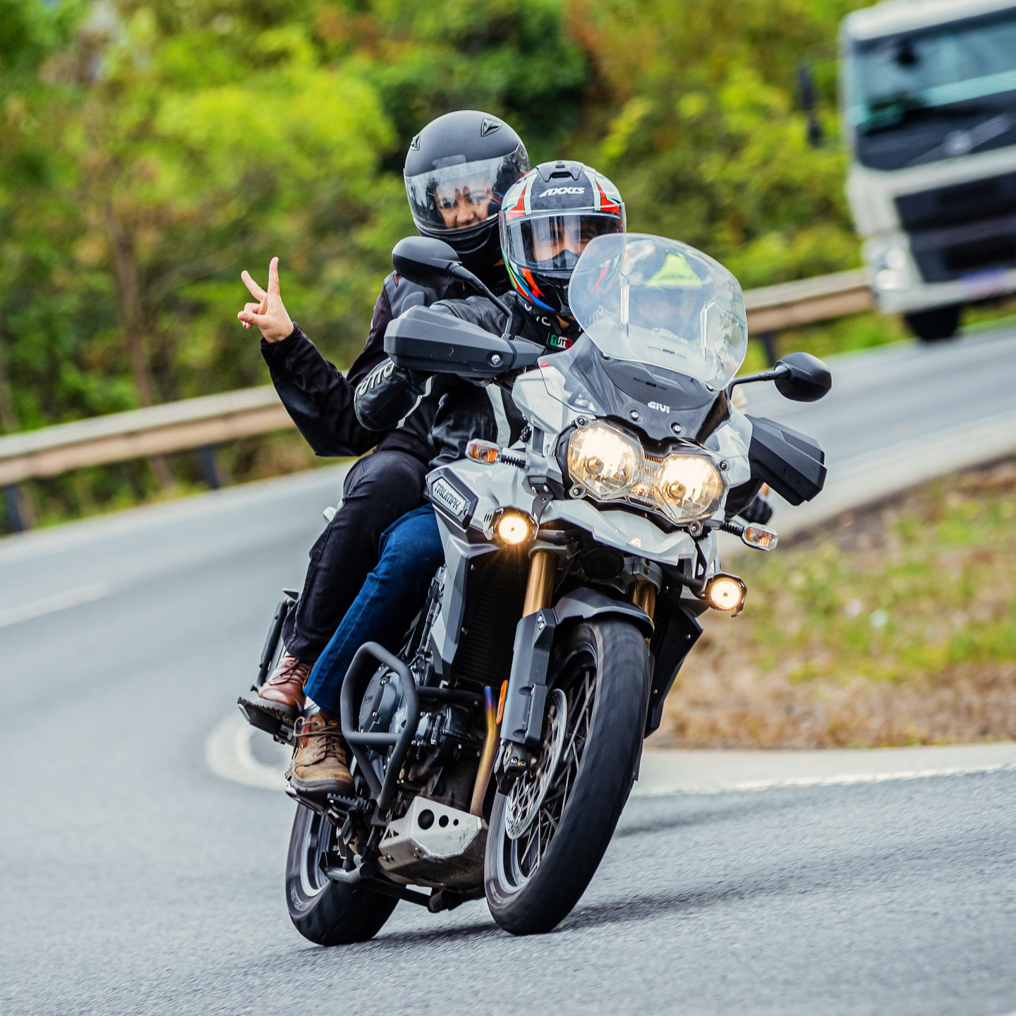 Qual é a melhor moto para viajar?
