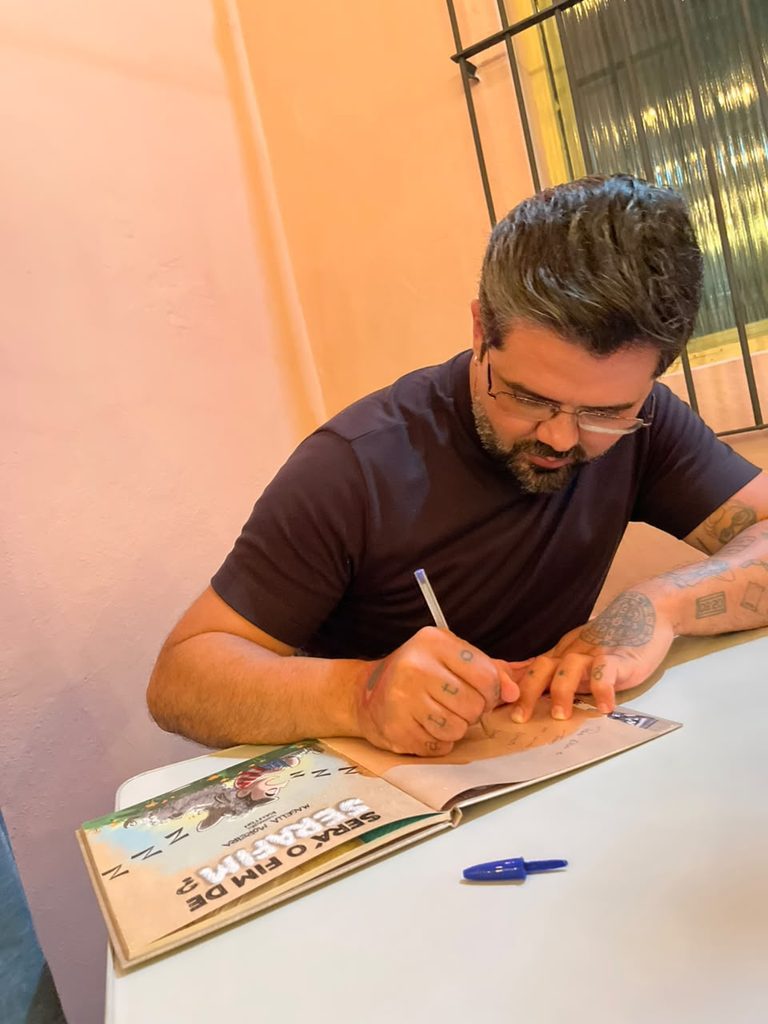 Lançamento do livro ‘‘Será o Fim de Serafim?
